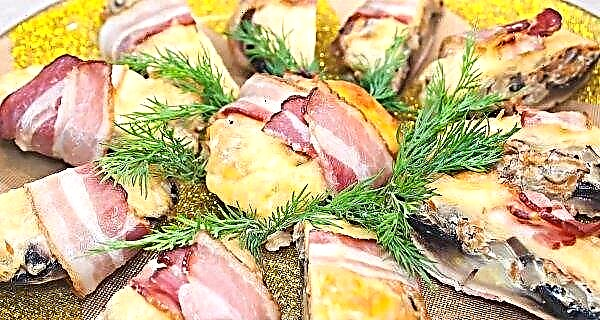 Polnjene gobe s slanino in sirom v pečici, preprost korak za korakom recept za kuhanje s fotografijo