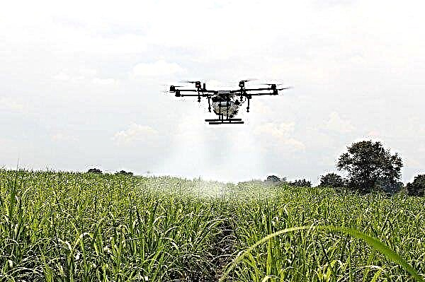 Dronele deplasează aviația agricolă ucraineană