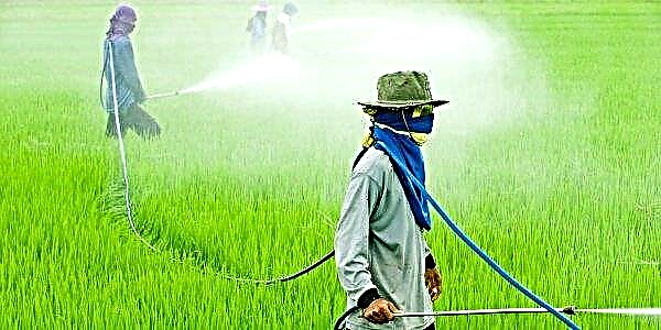 غضب المزارعون الفرنسيون بسبب القيود المفروضة على استخدام المبيدات الحشرية