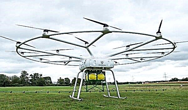 John Deere ir Volocopter sukuria didelius dronus žemės ūkiui