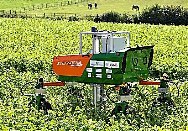 تساعد الروبوتات المزارعين الألمان على مراقبة الحقول